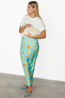 Thumbnail for caption_Model wears Atlantis Dorris Skirt in UK size 10/ US 6