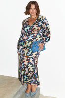 Thumbnail for caption_Model wears Black Magnolia Louella Dress in UK size 18 / US 14