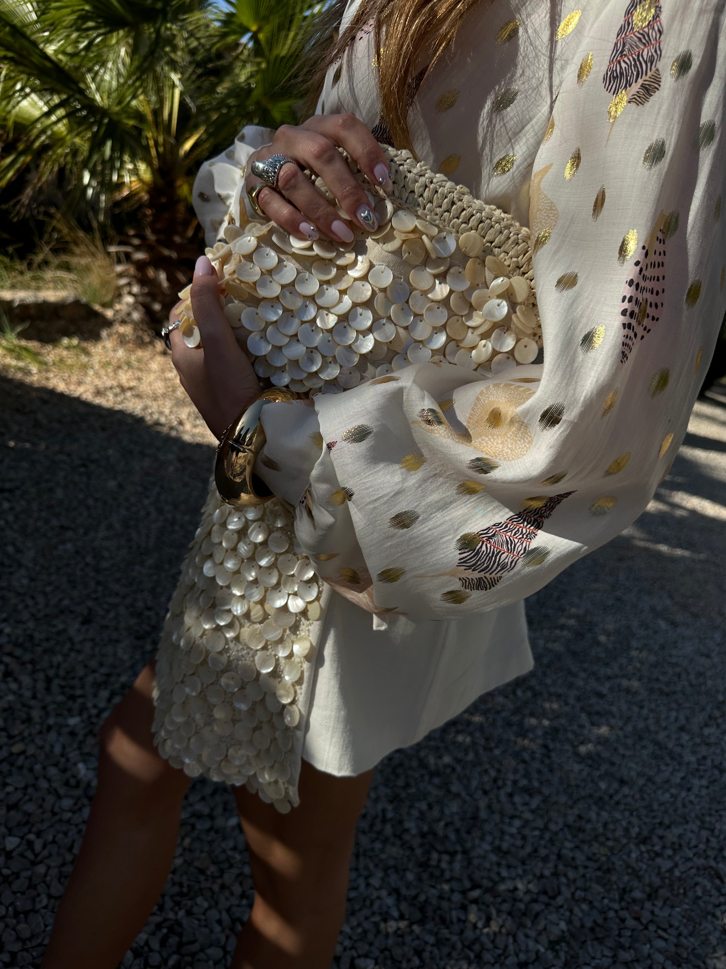 Shells Miley Shirt with Gold fleck