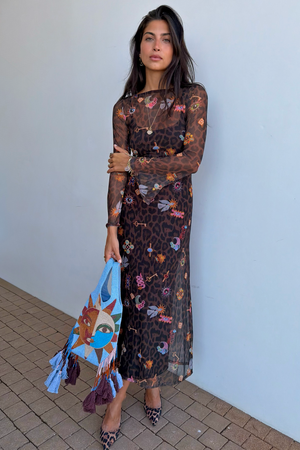 Model is 5ft7” and wears UK size 10/ US 6