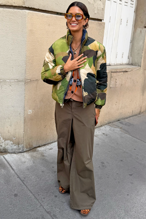 caption_Model is 5ft7” and wears size M