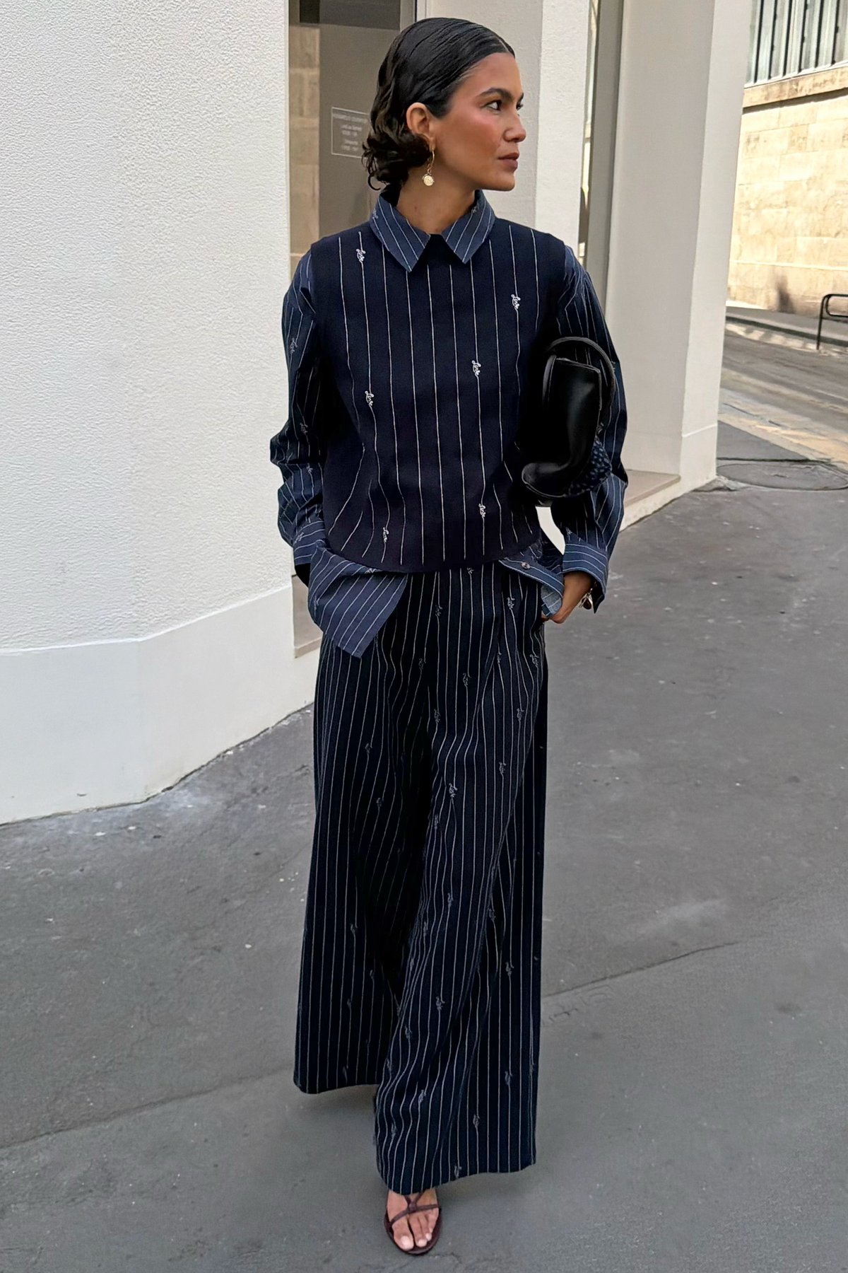 Model is 5ft7” and wears size M