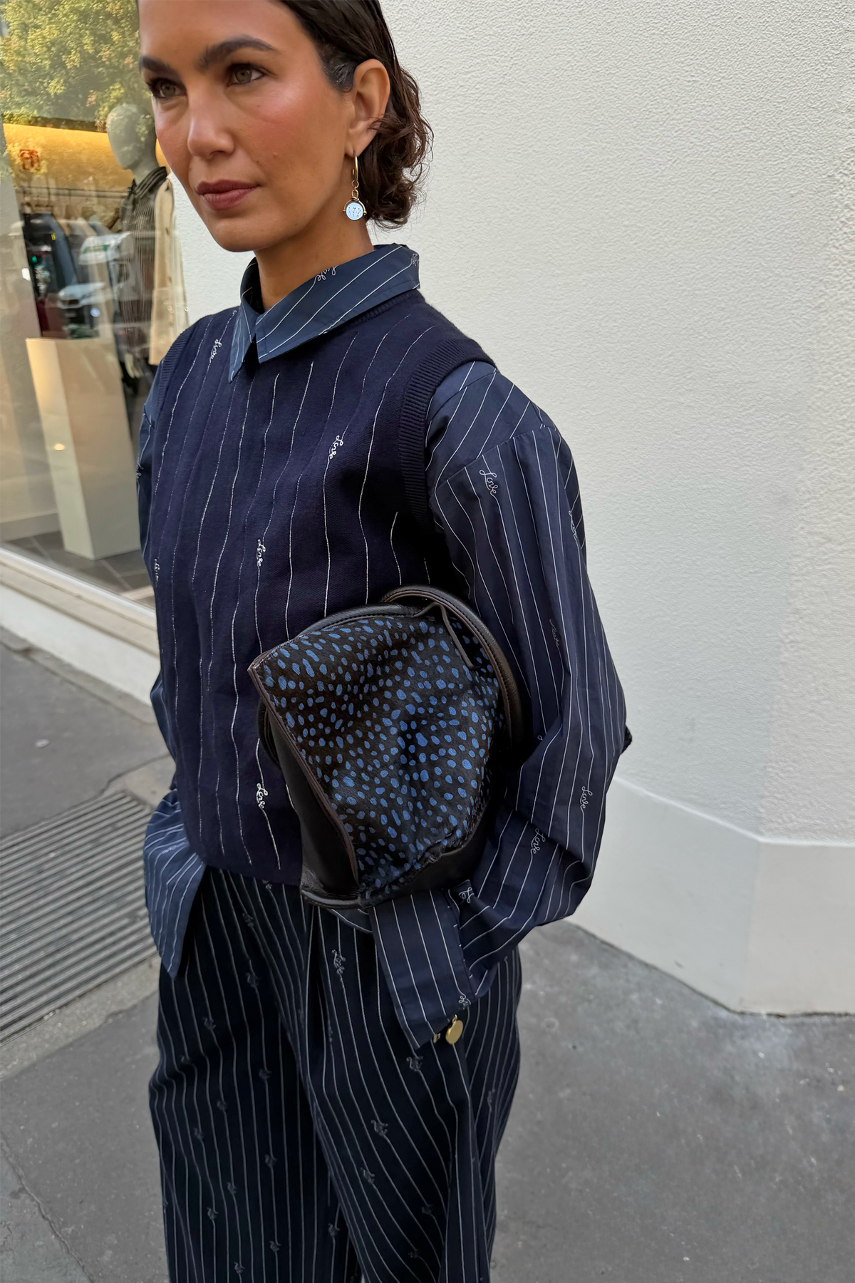 Model is 5ft7” and wears size M
