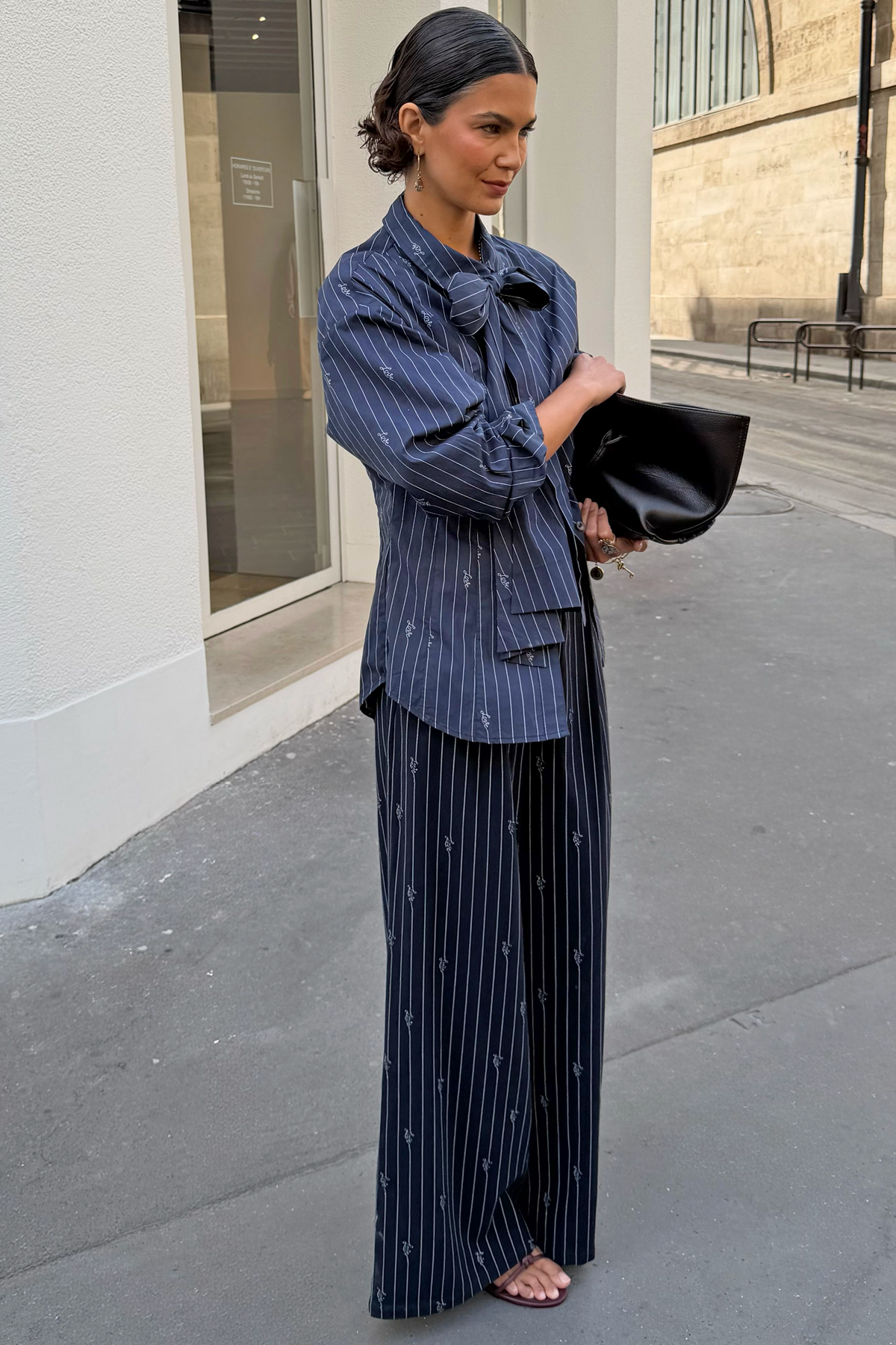 Model is 5ft7” and is UK size 8, wearing UK size 10