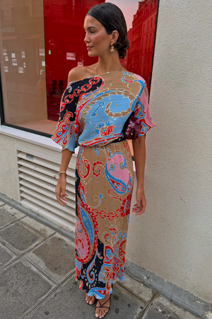 caption_Model is 5ft7” and wears size M