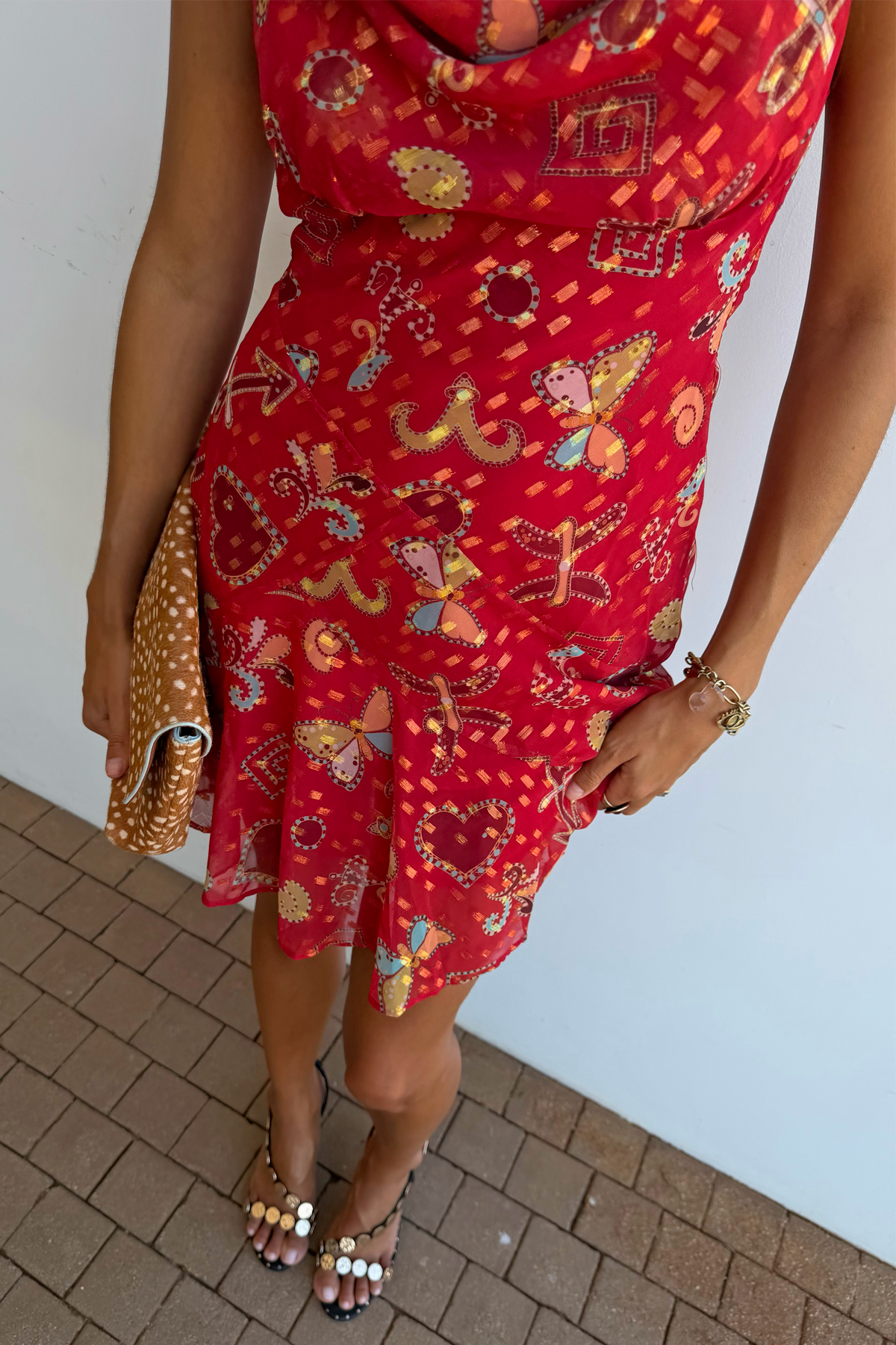 caption_Model is 5ft7” and wears UK size 10/ US 6 
