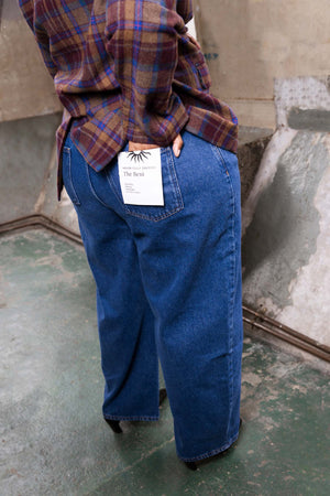 caption_Model is 5ft6” and wears UK size 18/ US 14