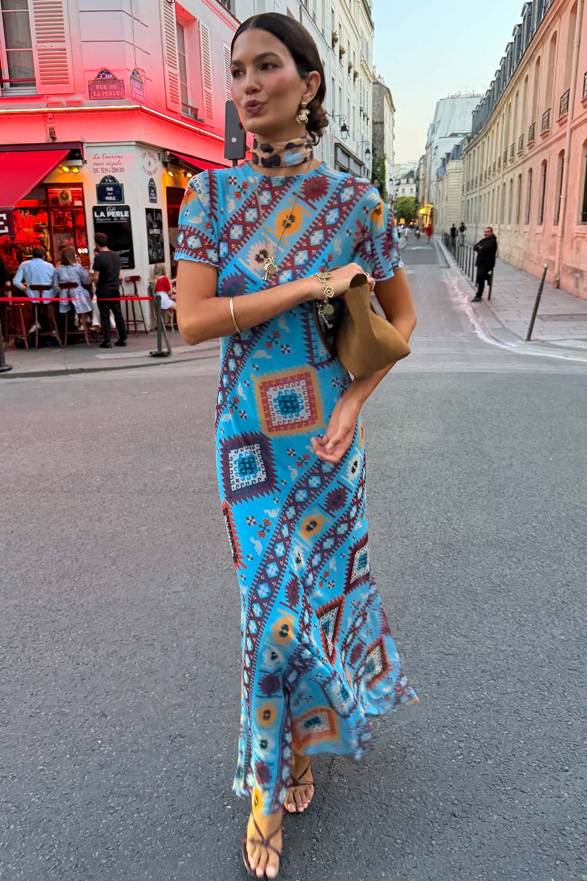 caption_Model is 5ft7” and wears UK size 10/ US 6 