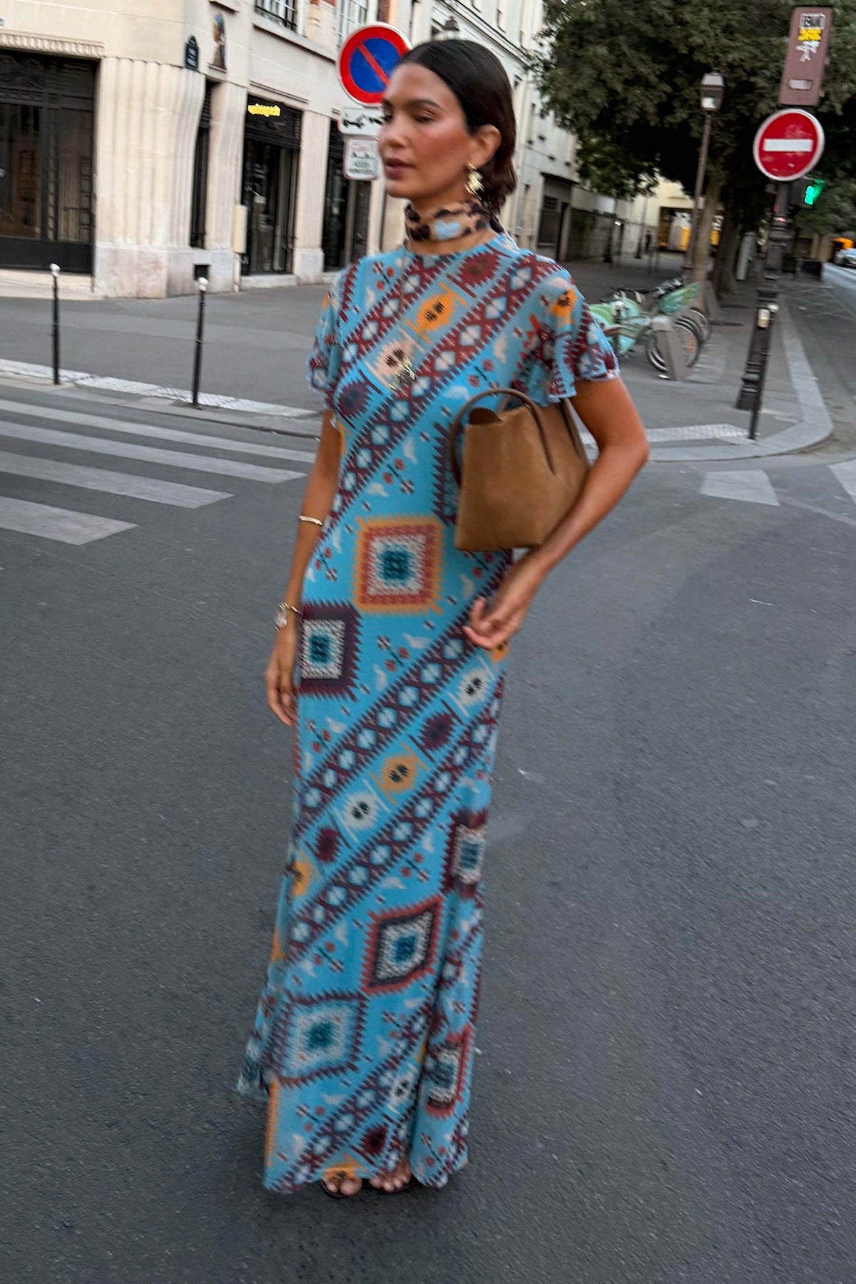 caption_Model is 5ft7” and wears UK size 10/ US 6 