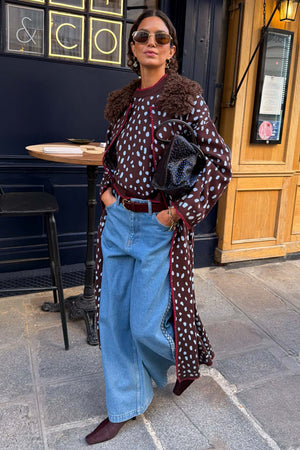 Model is 5ft7” and wears UK size 10/ US 6