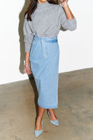 Thumbnail for caption_Model wears Denim Jaspre Skirt in UK size 8 / US 4 