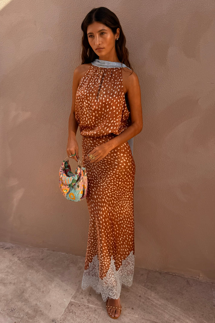 Gonna midi Maeva stampa fulvo con pizzo e top coordinato su modella alta 162 cm in taglia 6 UK.