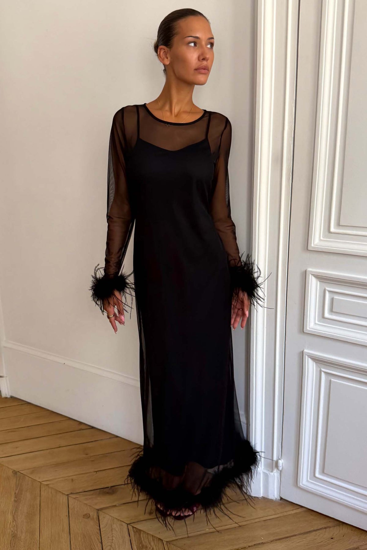 Model is 5ft4” and wears UK size 8/ US 4