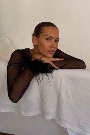 Model is 5ft4” and wears UK size 8/ US 4