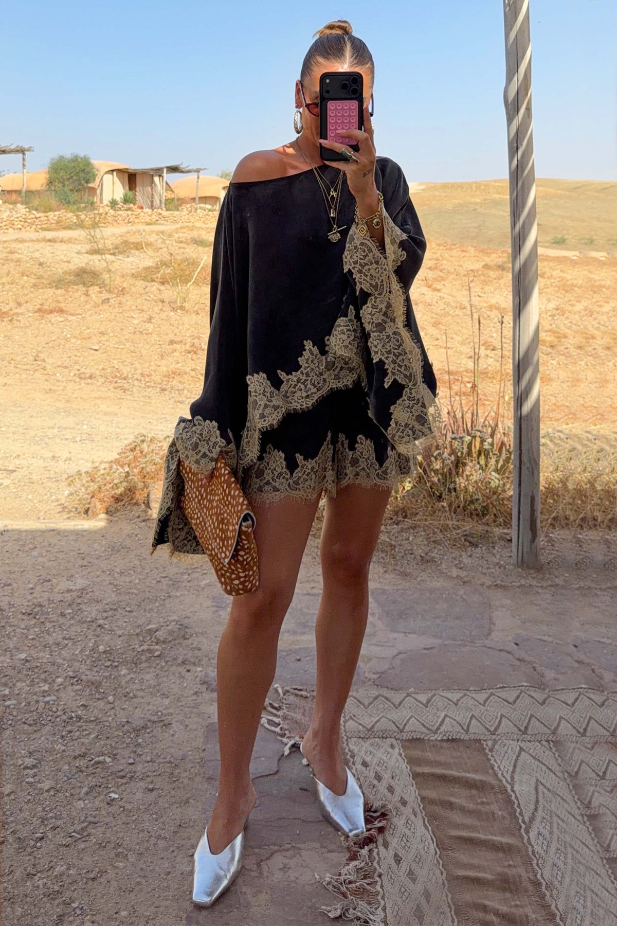 caption_Model is 5ft3” and wears UK size 8/ US 4