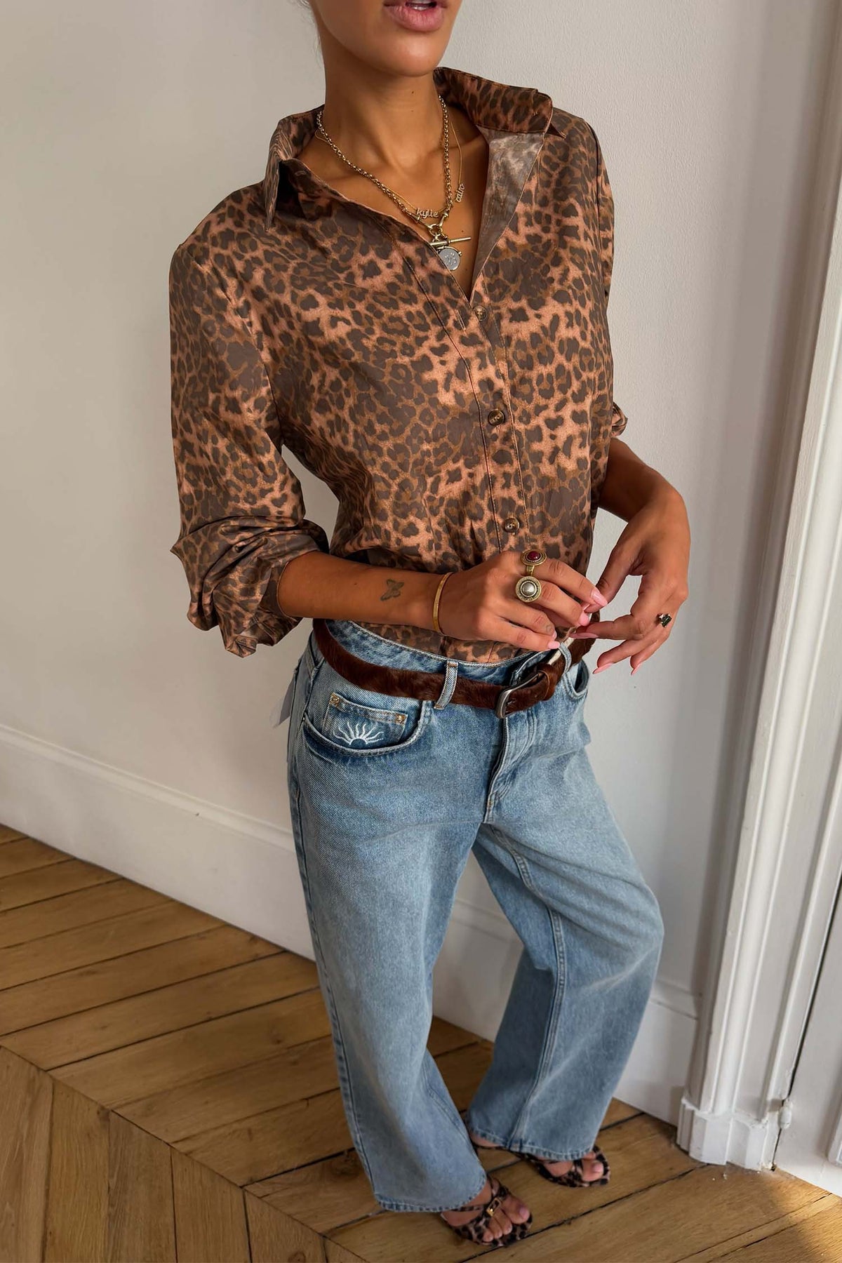 Model is 5ft4” and wears UK size 8/ US 4
