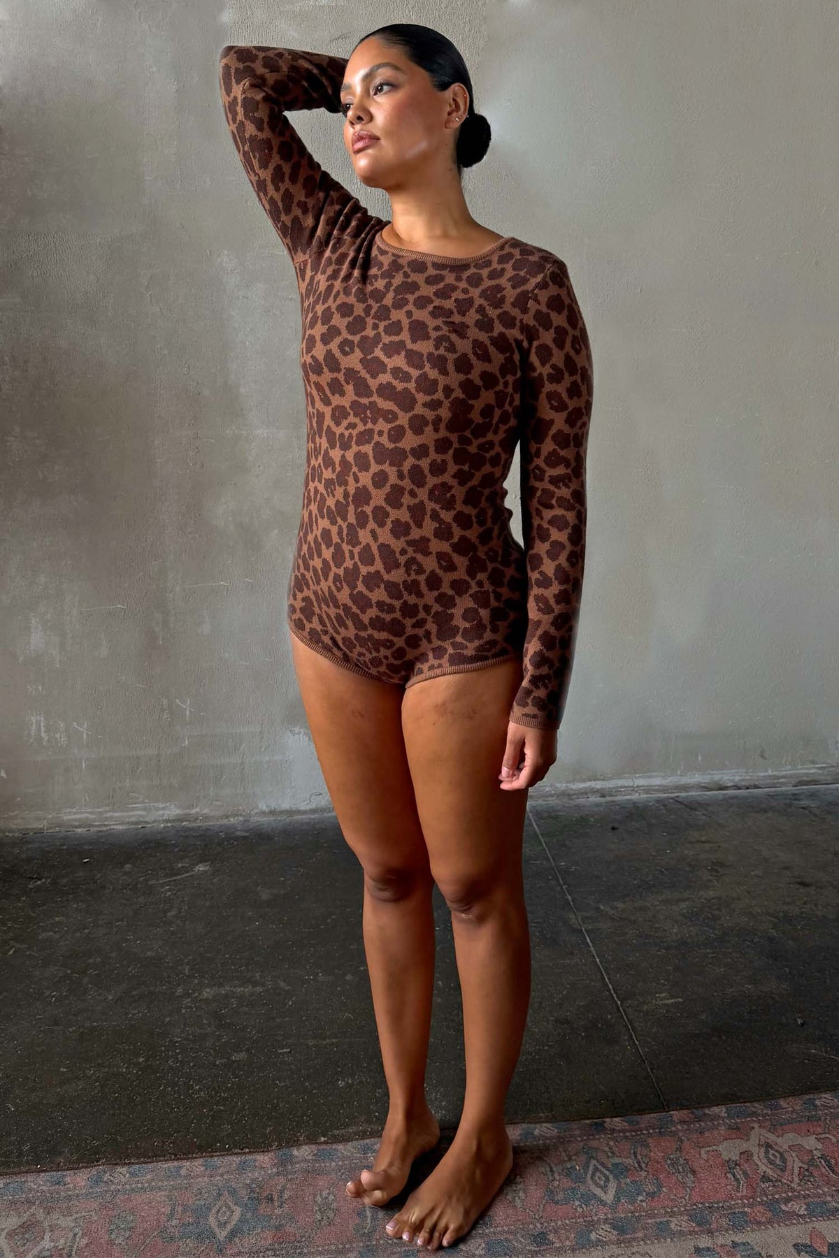 Model is 5ft10” and wears UK size 18/ US 14
