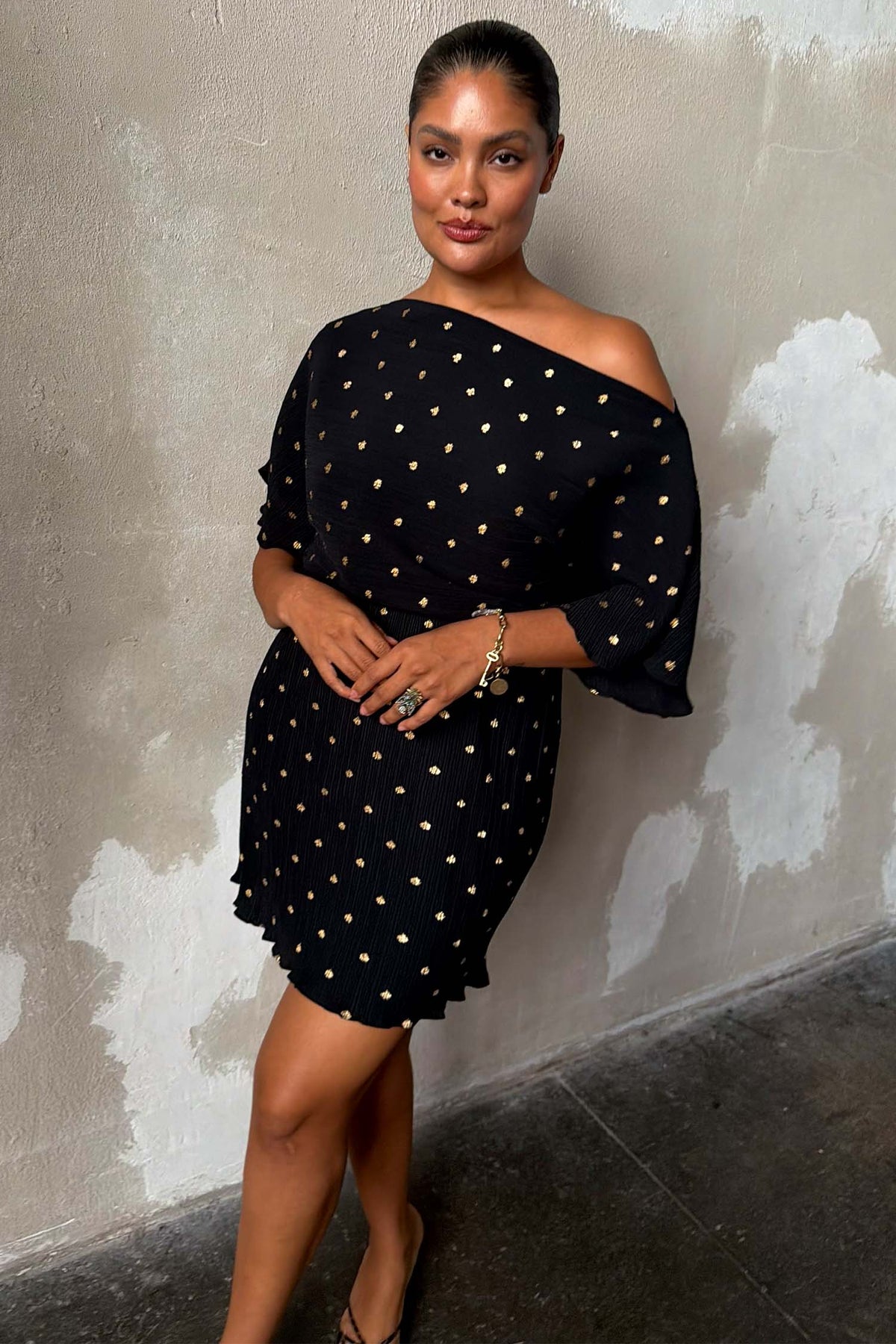 caption_Model is 5ft10” and wears size XL