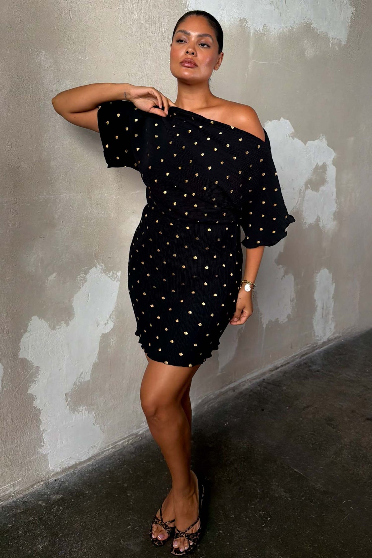 caption_Model is 5ft10” and wears size XL