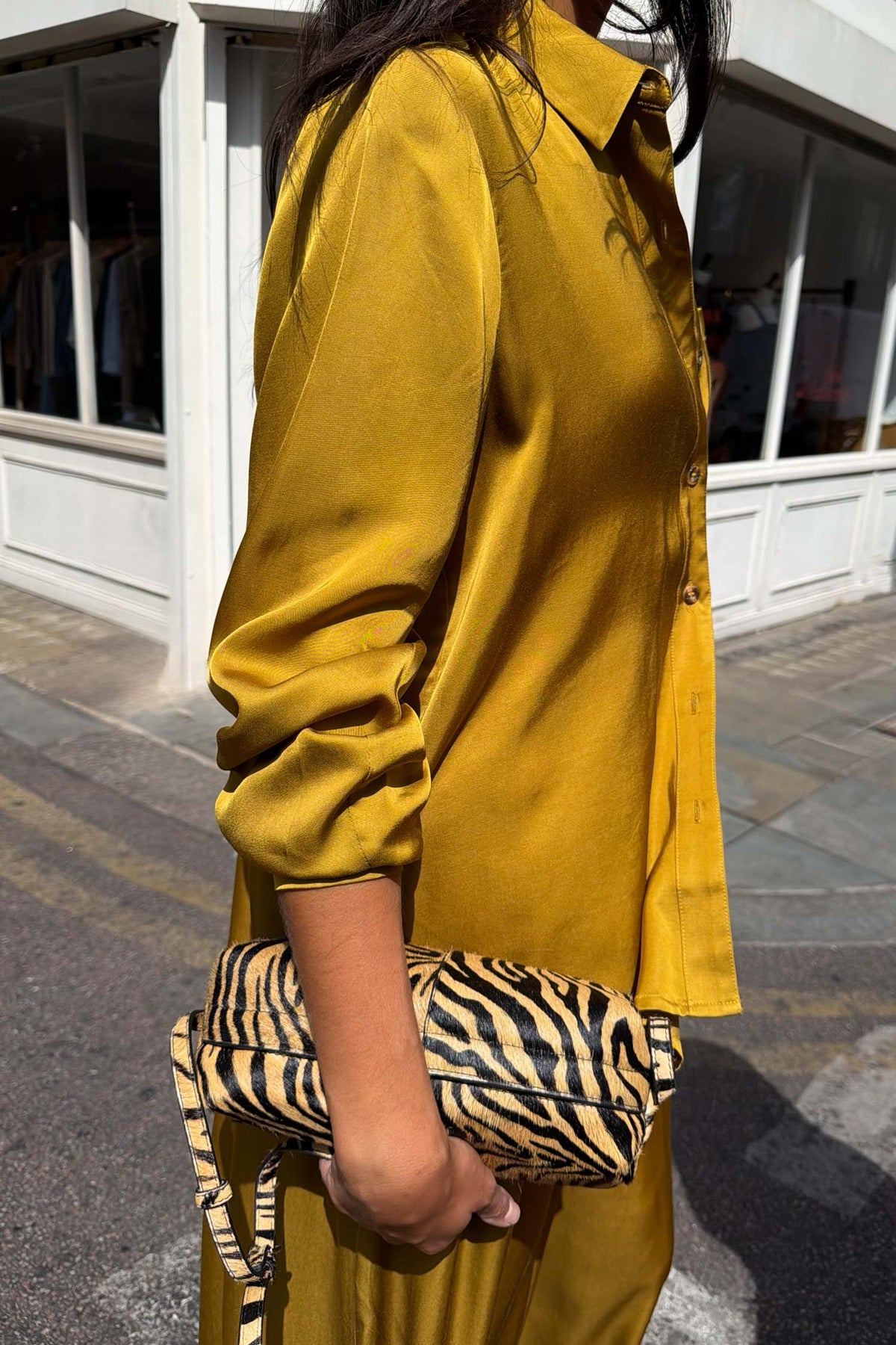 Model is 5ft7” and wears UK size 10/ US 6