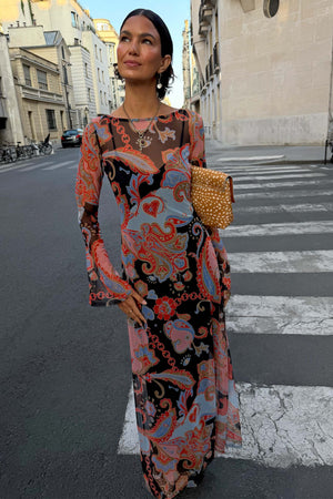 caption_Model is 5ft7” and wears UK size 10/ US 6 