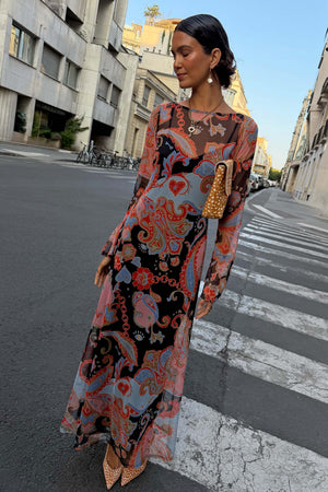 caption_Model is 5ft7” and wears UK size 10/ US 6 