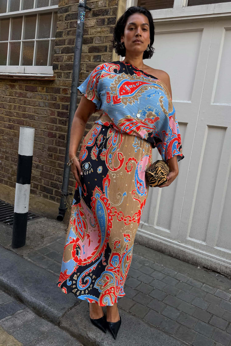 caption_Model is 5ft7” and wears size XL