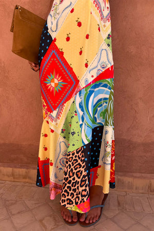 Model is 5ft4” and wears UK size 6/ US 2