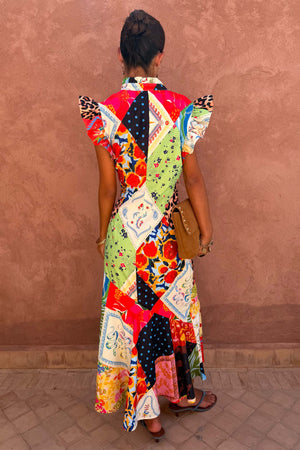 Model is 5ft4” and wears UK size 6/ US 2