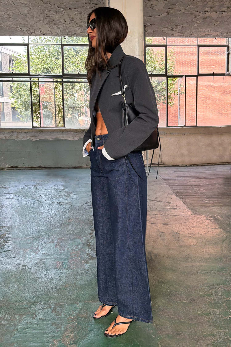 caption_Model is 5ft8” and wears UK size 8/ US 4