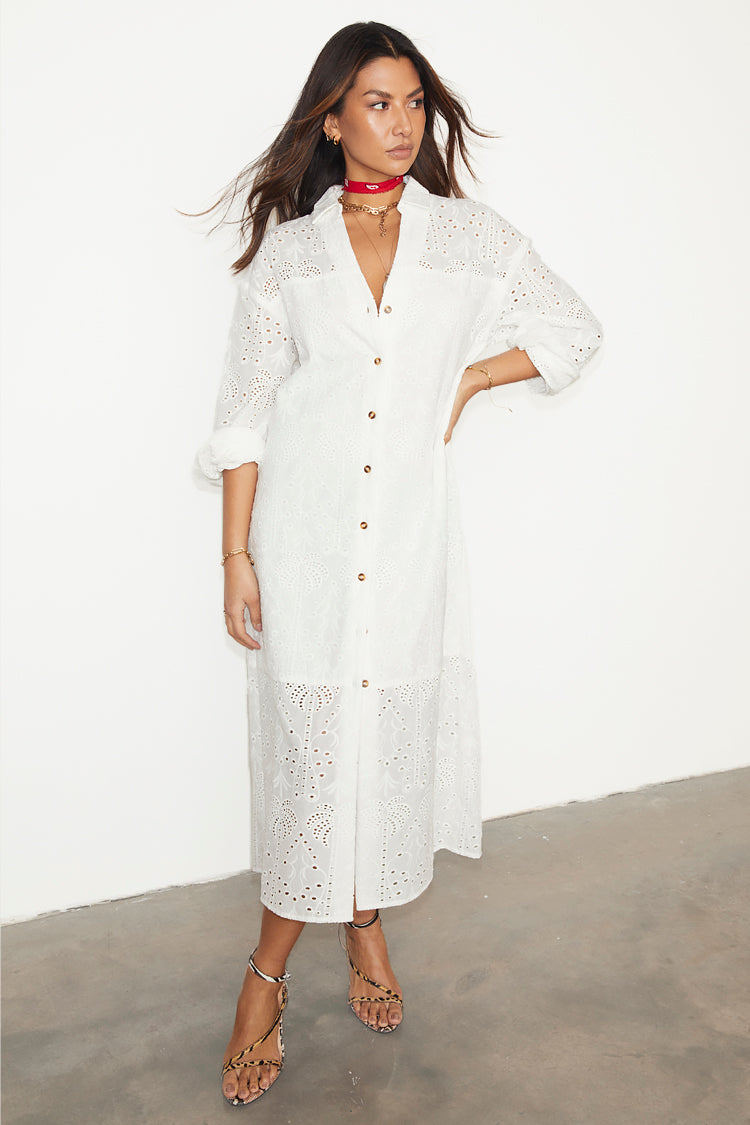  caption_Model wears White Palm Broderie Jenna Shirt Dress in UK size 10/ US 6