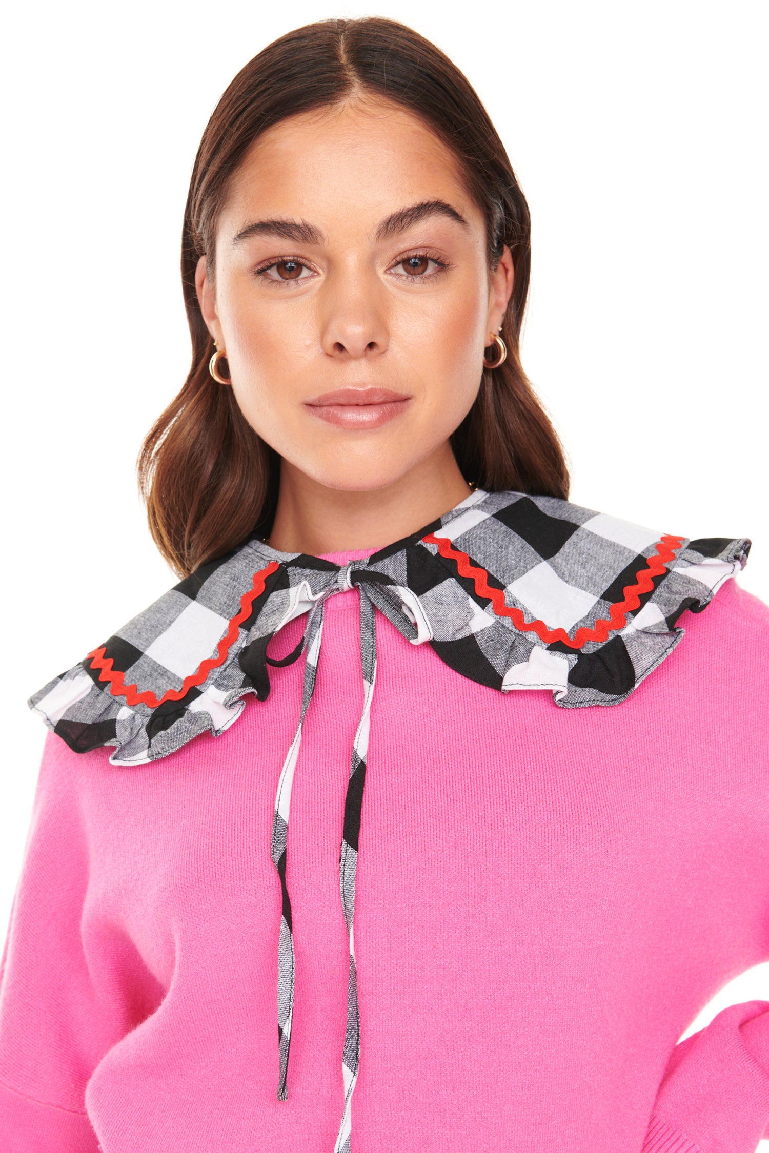 Model wearing Black And White Gingham Collar