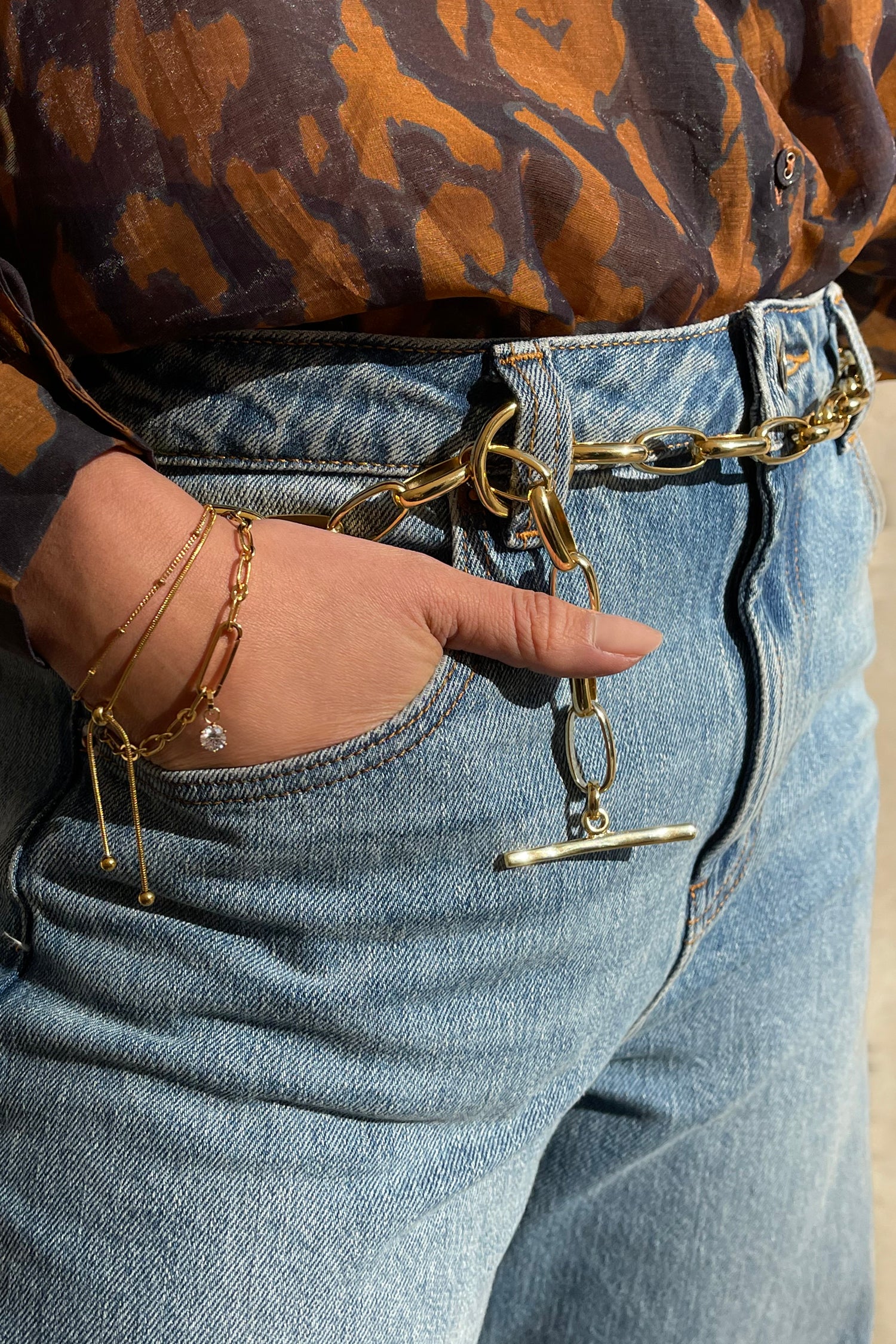Clasping Link Bracelet