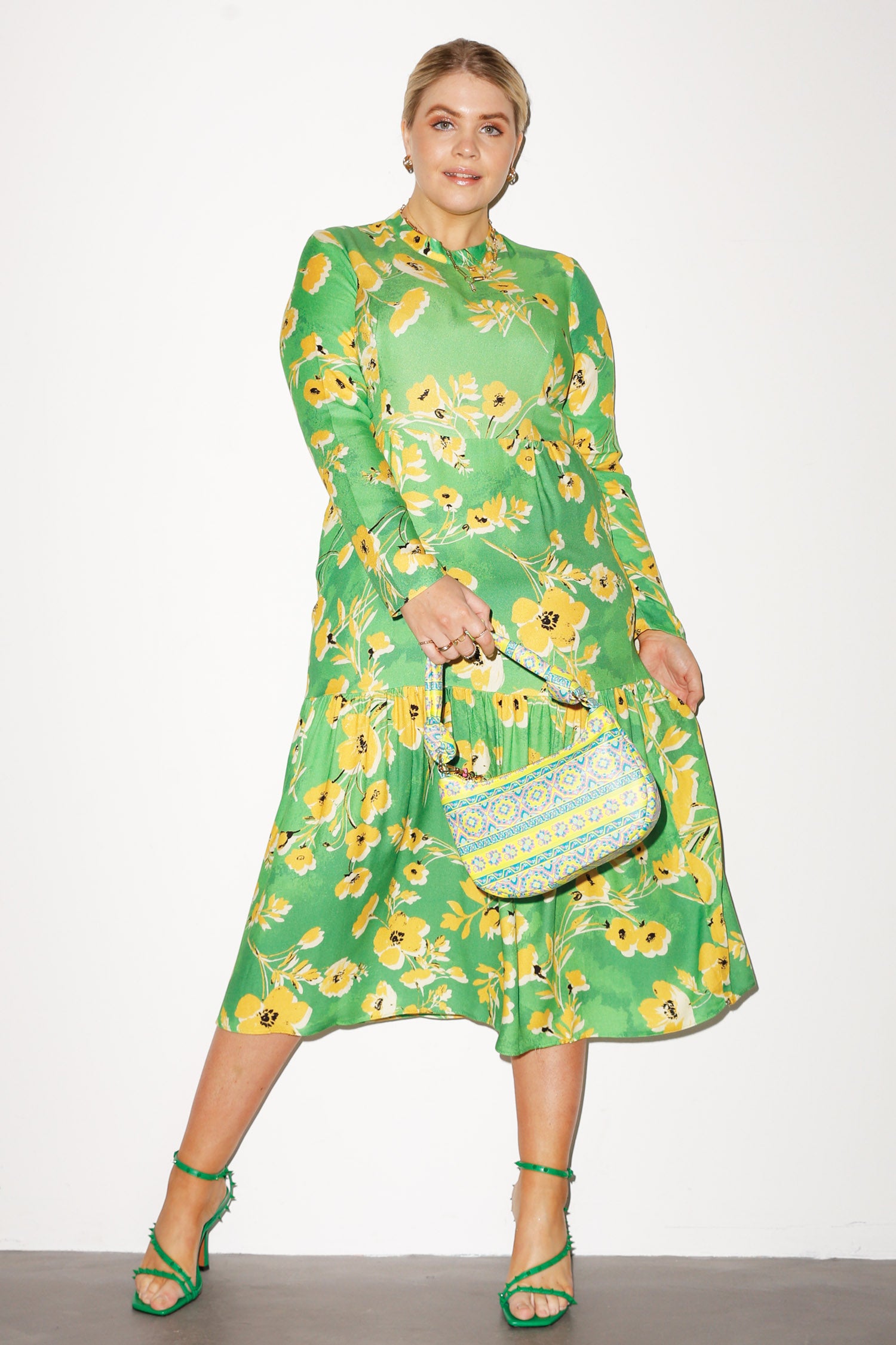 Green Daisy Dress Curve Never Fully