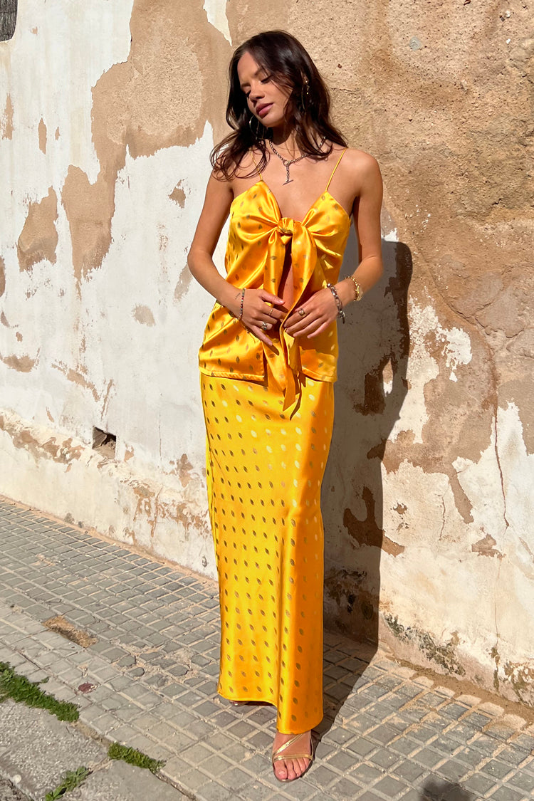 Model wearing Sunshine Maxi Dorris Skirt 